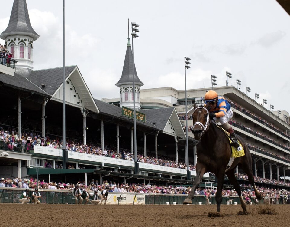 Churchill Downs, Louisville, Kentucky - Debbie Roma - Daily Racing Form